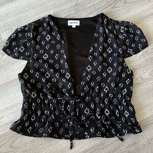 Superdown Black Tie Front Top